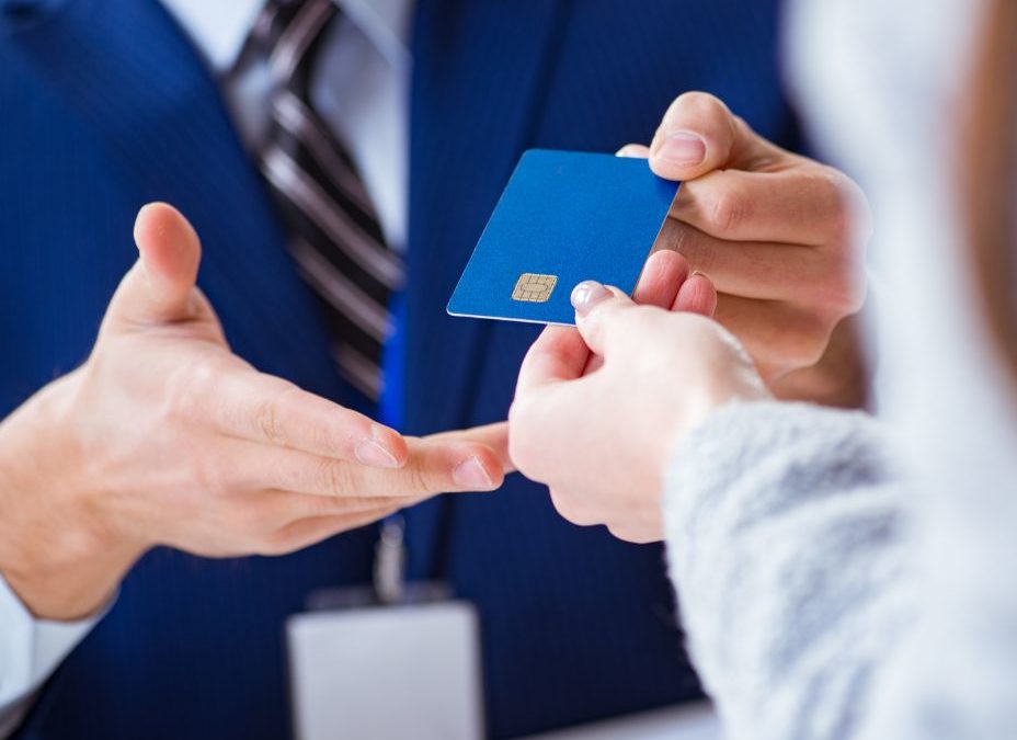 Multas a los bancos por retrasar reclamaciones de tarjetas revolving
