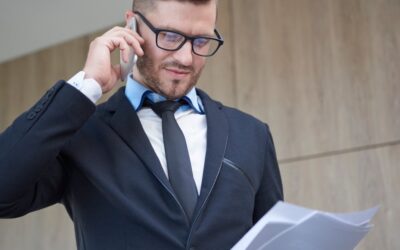 Me reclaman una deuda tras cambiar de compañía: abusos habituales de las telecos